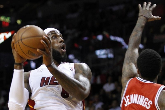 NBA savaitė: L. Jameso galybė ir geltonoji armija (apžvalga)