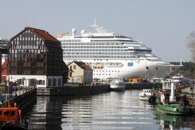 Turizmo sezoną Klaipėdoje paskelbė laineris „Costa Pacifica“