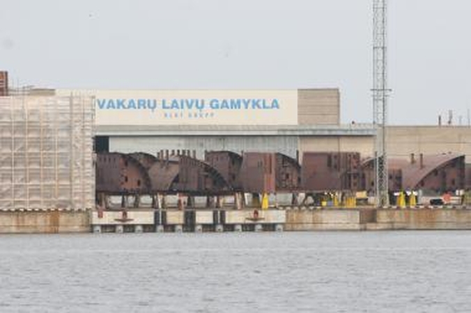 VLG piktinasi, kad "Lietuvos jūrų laivininkystės" laivus remontuoja latviai