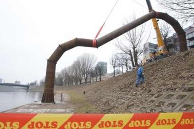 Likviduojant VEKS, „vamzdis“ ir dvi skulptūros prie Neries atiteks sostinės savivaldybei
