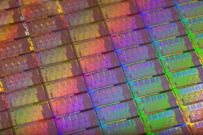 AMD pristatė ilgai lauktus „Bulldozer“ mikroprocesorius
