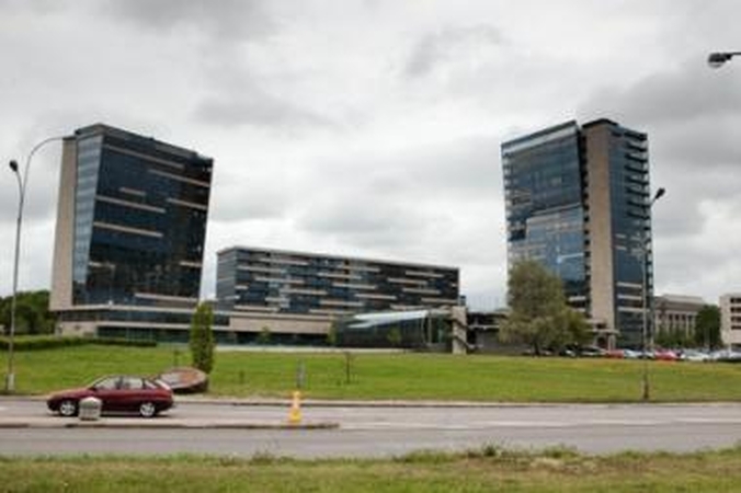 Uždaromos prabangių prekių parduotuvės „Vilniaus vartuose“