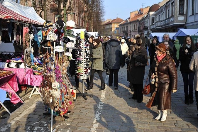 Kaziuko mugėje raginama derėtis (programoje - net kiaulės darinėjimas)