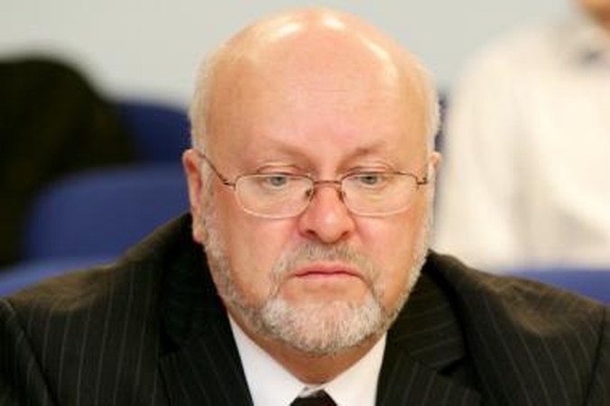 Parlamentarui G.Navaičiui nereikės apmokėti kelionės į Šveicariją