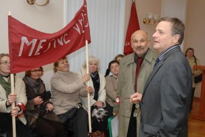 R.Vilkaitis sugebėjo protestuotojus įsivilioti vidun