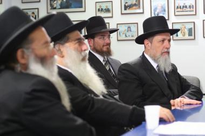 Žydų bendruomenė kreipėsi į prokuratūrą dėl užrašo "Juden raus" ant sinagogos