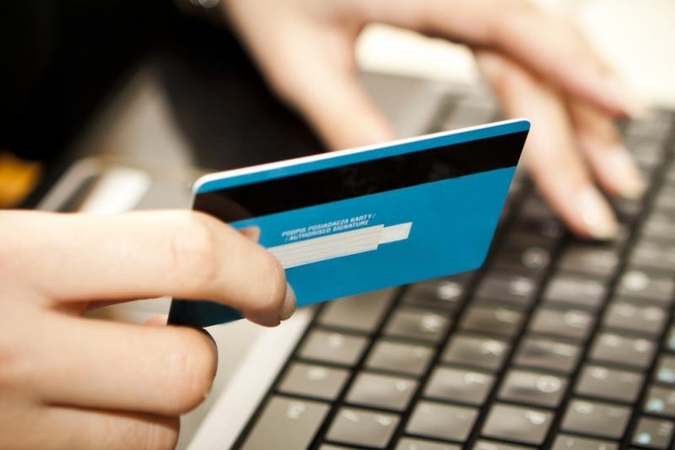 Kieno kišenėje nusėdo 600 tūkst. litų, gautų iš prekybos „eBay“?