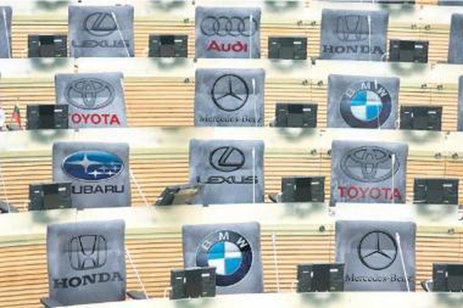 Didžiausia parlamentinių lėšų dalis ir toliau keliauja automobiliams 