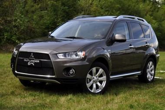 „Mitsubishi Outlander“ grįžo atsinaujinęs