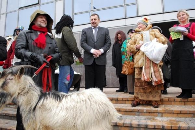 Savivaldybės svečiai - Užgavėnių persirengėliai