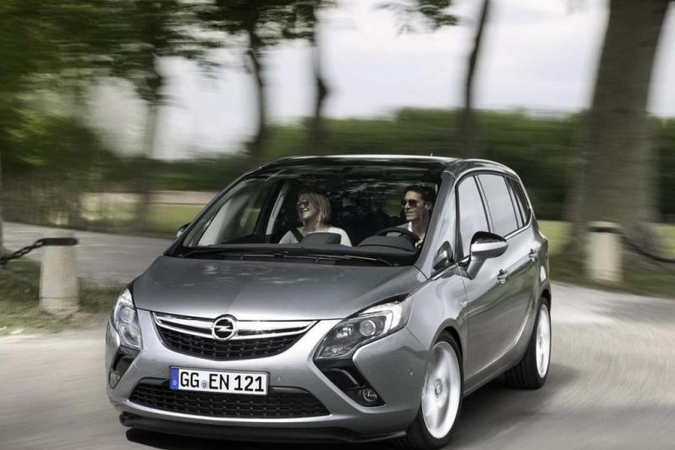 "General Motors" vėl parduoda "Opel" ?