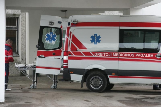 Į Klaipėdos ligoninę - dėl peiliu sužalotos krūtinės