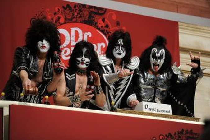 Interneto piratai – ateities kartų „The Beatles“ ar „U2“ žudikai