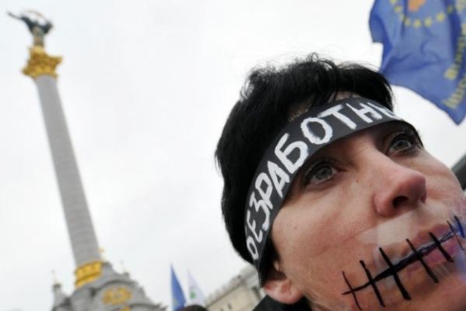 Po triukšmo spaudoje Ukraina atideda šmeižto įstatymo projektą