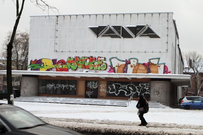 Seimas ėmėsi siūlymo didesnėmis baudomis drausminti grafičių piešėjus