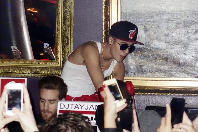 Stokholmo pareigūnai J. Bieberio autobuse rado narkotikų