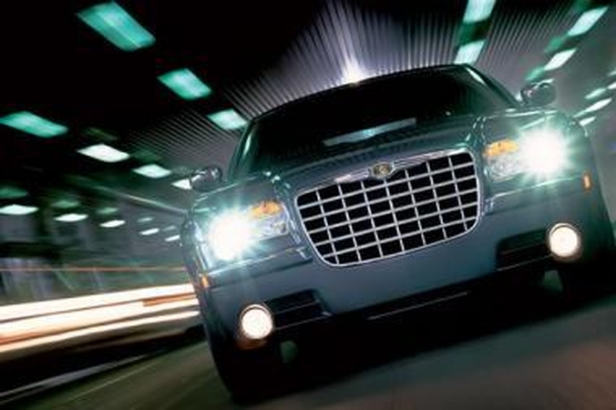 GM ir „Chrysler" svarsto „vestuvių" klausimą