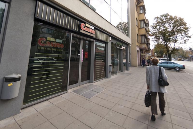 Ginkluotas vyras norėjo apiplėšti kazino, bet persigalvojo