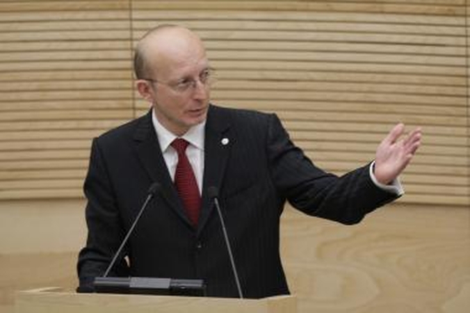 Seimo pirmininkas A.Valinskas laukia balsavimo dėl nepasitikėjimo (papildyta)