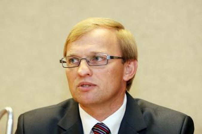 Prezidentė nusprendė neskirti A.Valantino apygardos teismo teisėju (papildyta)
