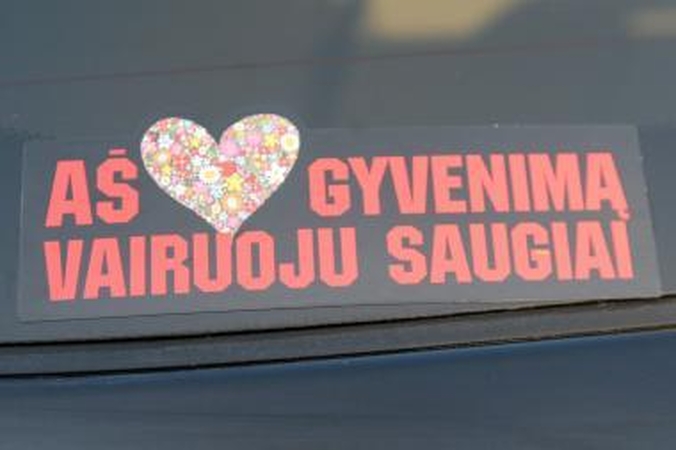 Nauja Lietuvos elito mada - netekti teisės vairuoti?