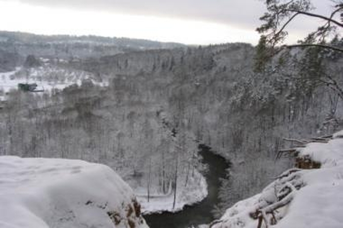 Sekmadienį Vilniuje – pėsčiųjų žygis snieguotais parkų takais