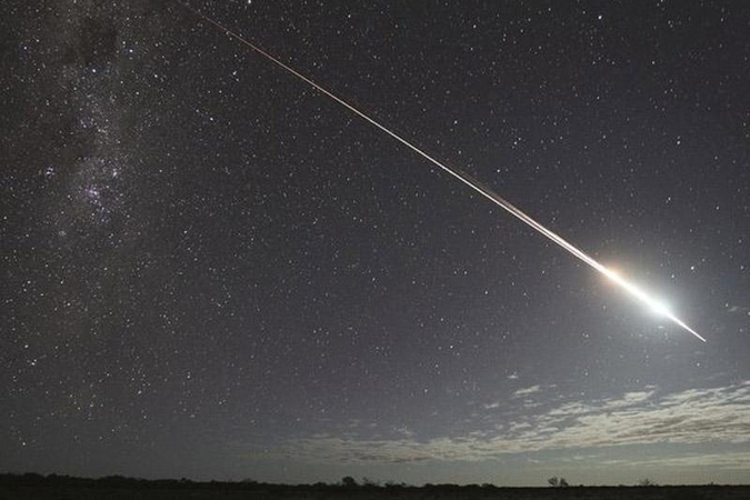 Rusijos kosmoso tyrėjai stebi krentantį JAV palydovą