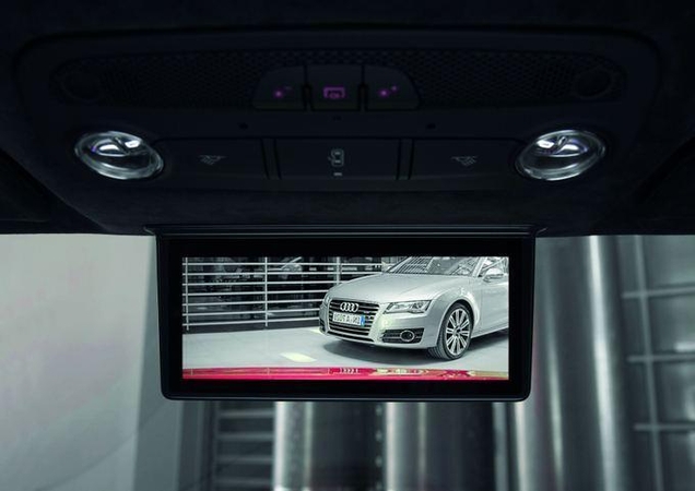 Skaitmeninis vaizdo veidrodėlis – į masinės gamybos automobilius