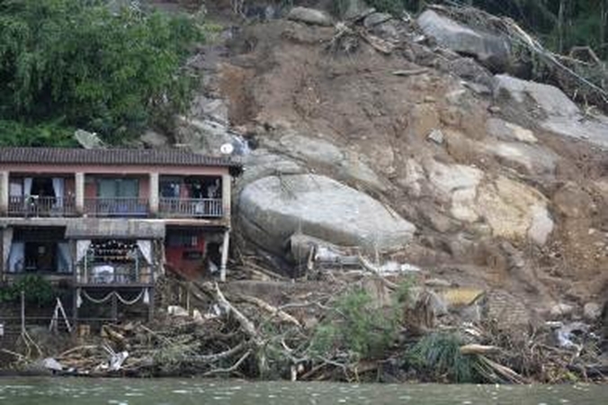 Rio de Žaneire purvo nuošliaužai nuslinkus ant viešbučio, žuvo 19 žmonių