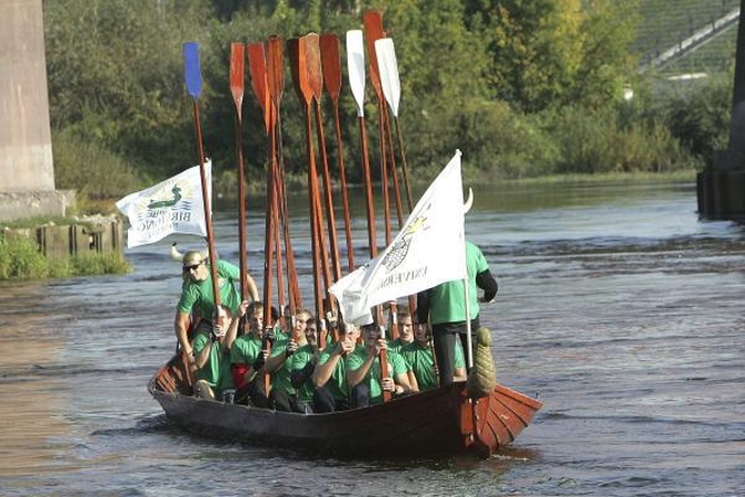 Kvalifikuotų darbuotojų trūkumą lemia ne tik emigracija
