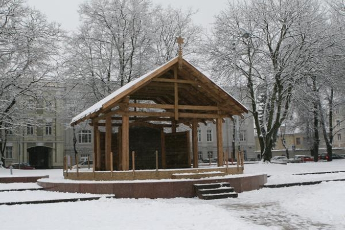 Vandalai nuniokojo pagrindinę Vilniaus prakartėlę, bažnyčia nusivylusi miesto valdžia