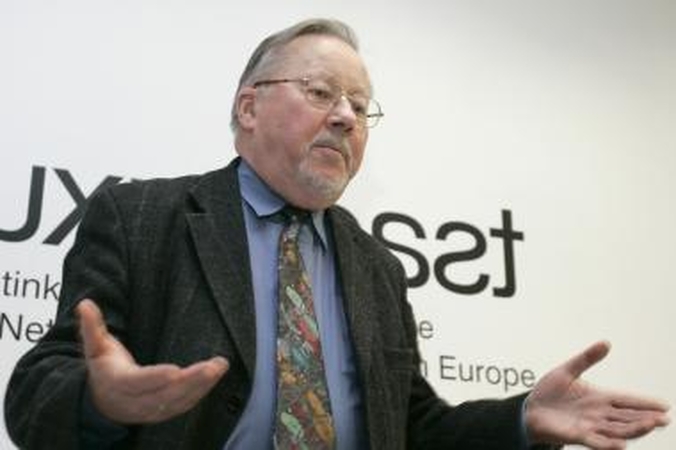 V.Landsbergis: kaip apginti vaikus nuo visų seksualinių skriaudų?