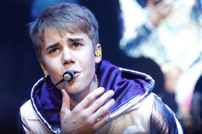 Justinas Bieberis nori atrodyti kaip „tikras vyras“
