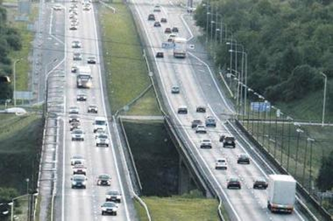 Greitkelio ruožą kelyje Vilnius–Kaunas pailgino 4 kartus
