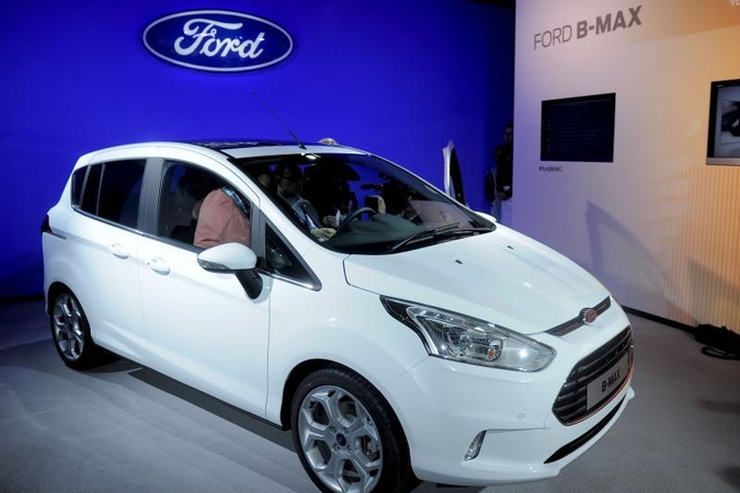 Po dešimtmečio dauguma galės važinėti automobiliais be vairuotojų