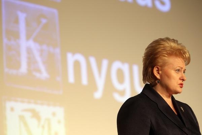 D.Grybauskaitė: apie J.Marcinkevičiaus įamžinimą kalbėti per anksti