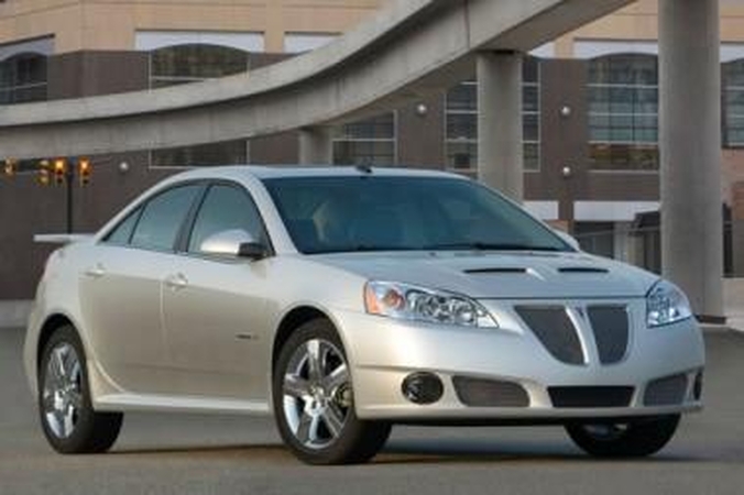 GM atsikratė „Pontiac“ automobilių