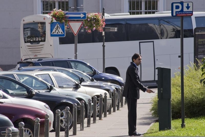 Daugiabučio gyventojai pasijuto verslininko įkaitais