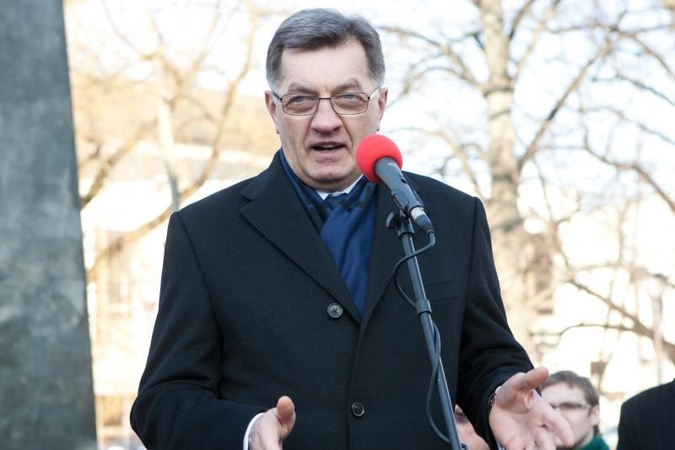 Viražai: A. Butkevičius planuoja susitikti su Rusijos premjeru