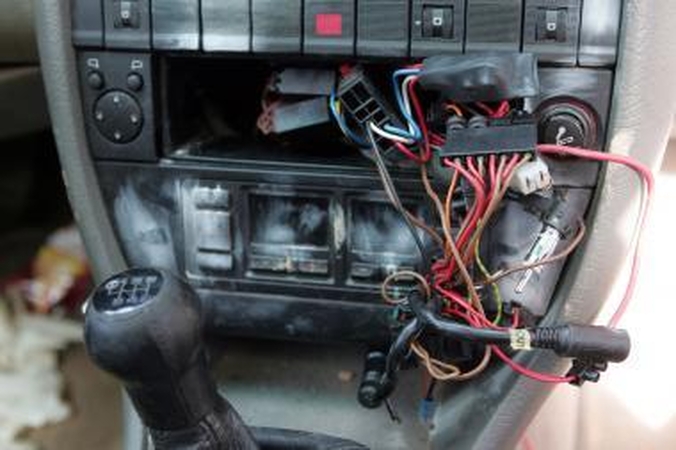 Kaune per pasalą sulaikytas automobilių vagis