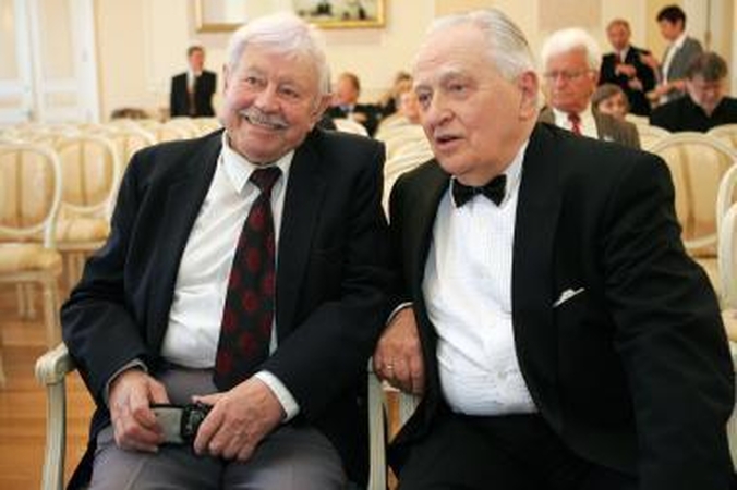 Rusijos ordinai įteikti dviem lietuvių menininkams