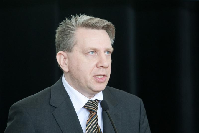 D. Valys priėmė teisinių žinių konkurso prizininkus