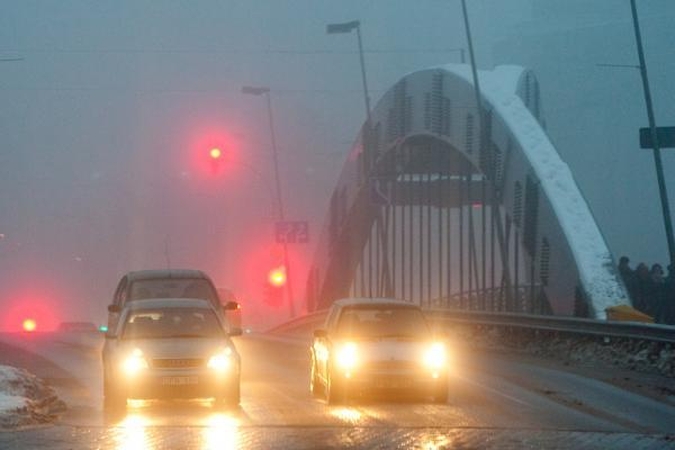 Eismo sąlygos geros, kai kur tvyro rūkas