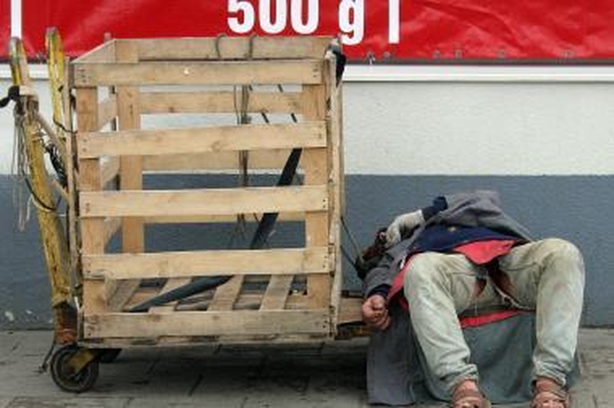 Alkoholio poveikis: psichozių ir apsinuodijimo atvejų mažėja