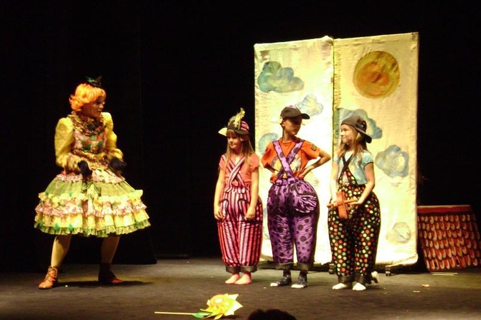 Pajūryje - "Raganiukės teatro" gastrolės