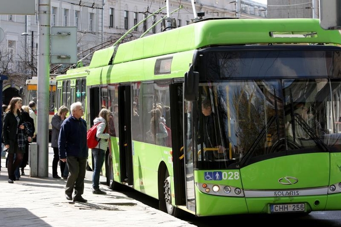A.Juozapavičiaus prospekte stabdomas troleibusų eismas