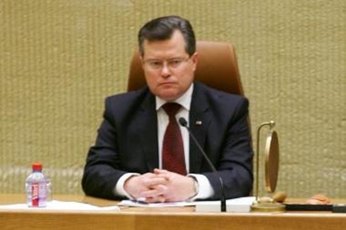 Dėl mašinų nuomos aiškinsis 11 parlamentarų ir du ministrai