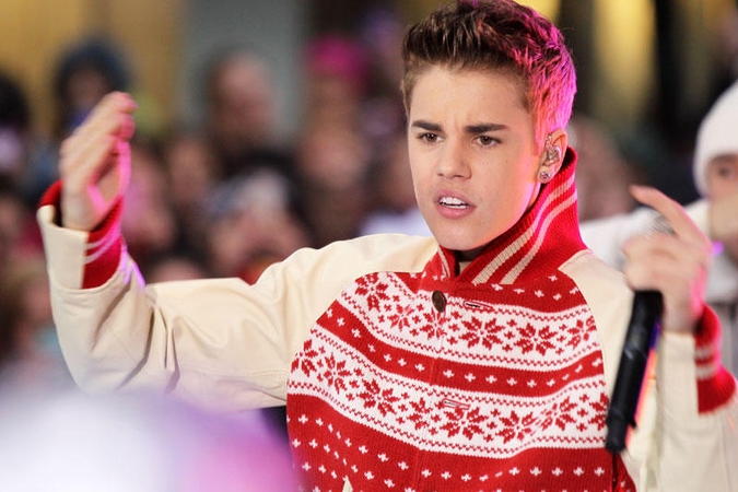 J.Bieberis savo draugui padovanojo naujutėlaitį „Mustang“ (foto)