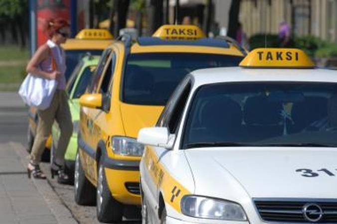 Uostamiestyje ir vėl užpultas taksi vairuotojas