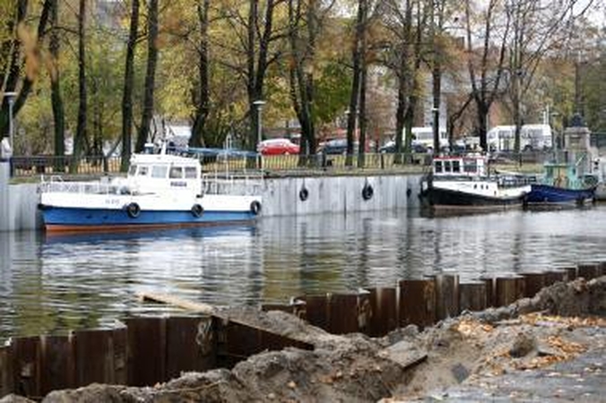 Į Danės upę išsiliejo kuras
